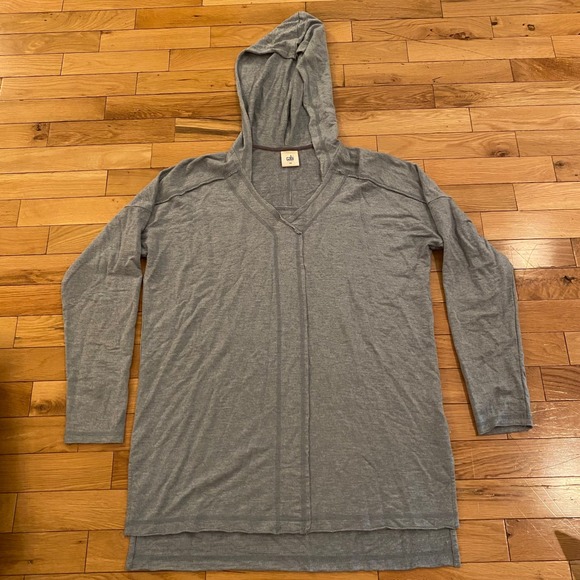 CAbi Tops - Cabi Womens Easy Pullover Hoodie Tunic Size Small Hooded Top